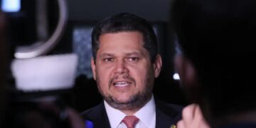 Alcolumbre marca votação da PEC da segurança pública para terça-feira