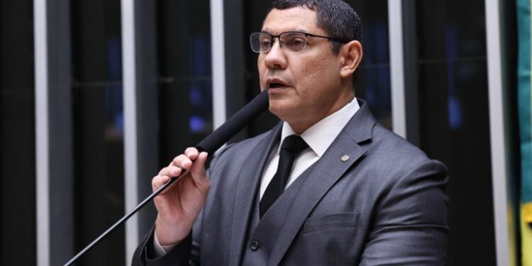 Comissão aprova critérios de dosimetria penal para agentes de segurança pública