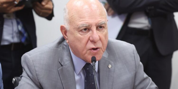 Comissão debate implementação da Política Nacional de Minerais Críticos e Estratégicos
