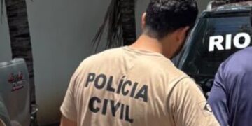Polícia Civil cumpre mandado de prisão preventiva contra investigado por homicídio qualificado, em Rio Negro