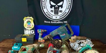 Polícia Civil esclarece cinco furtos, recupera objetos e prende três indivíduos em flagrante
